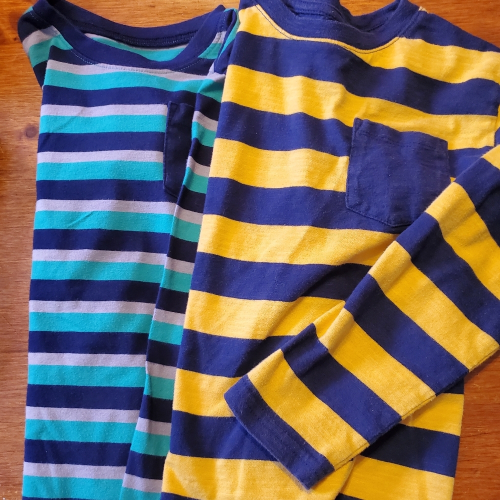 Long sleeved shirts